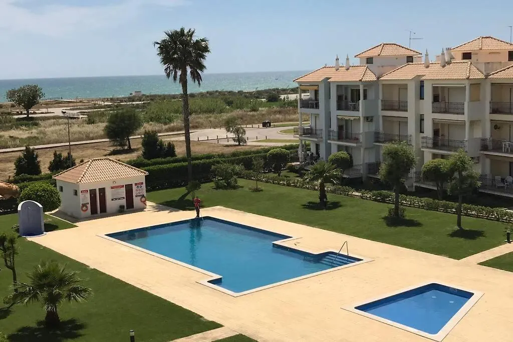 Vila Columbus T2 Frente Mar E Piscina Quarteira